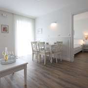 1 családi földszinti apartman