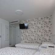 7-es emeleti apartman