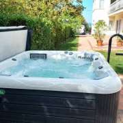 Angele Pihenőház jacuzzi